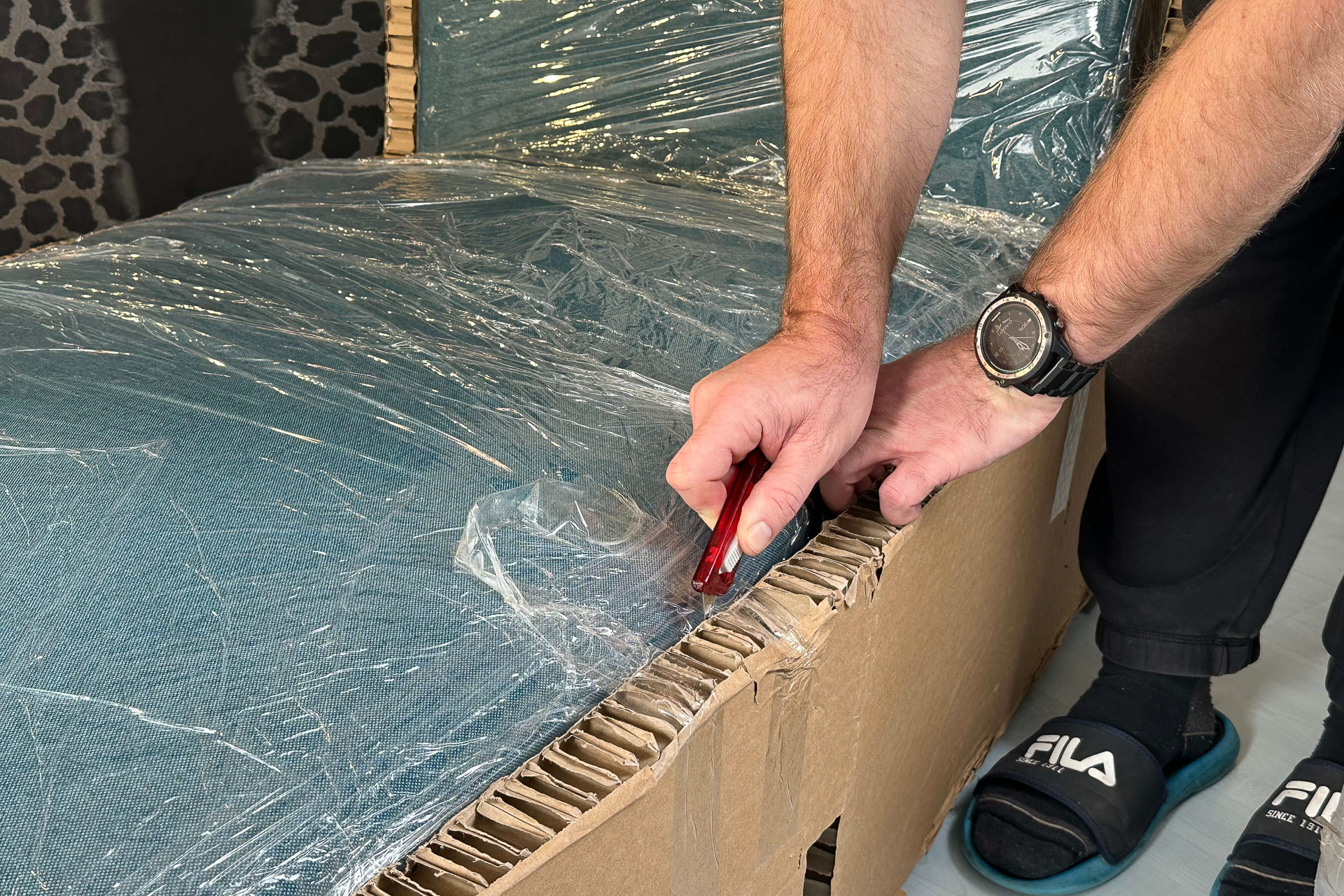 Bruno corner sofa unpacking